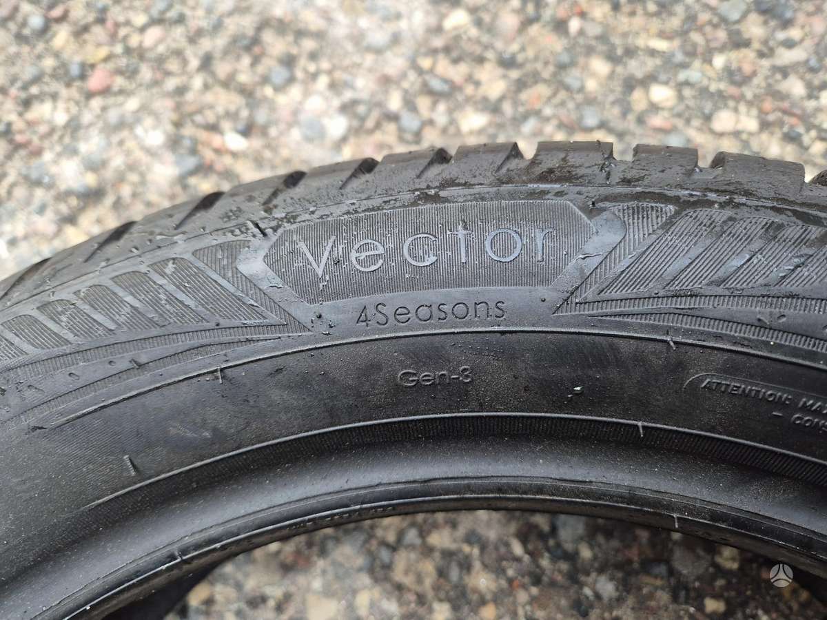 Goodyear, всесезонные 205/55 R17