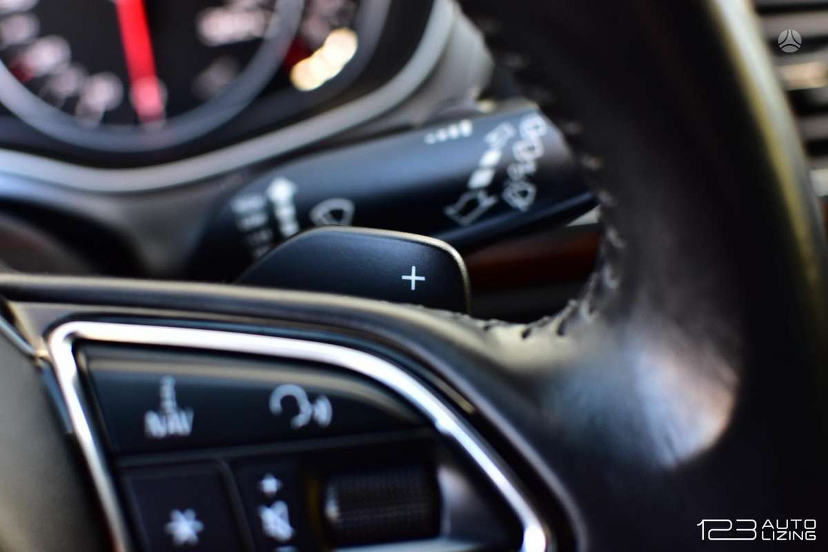 Audi A6, 3.0 l., universalas