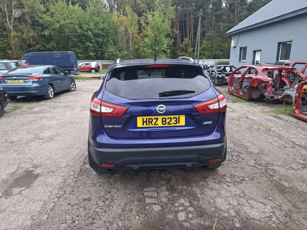 Nissan Qashqai по частям