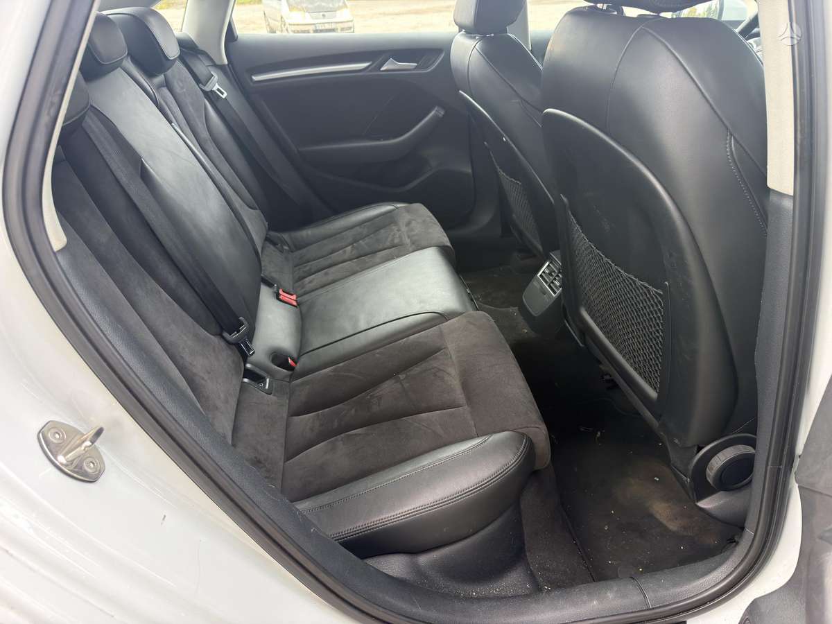 Audi A3, 1.6 l., Седан