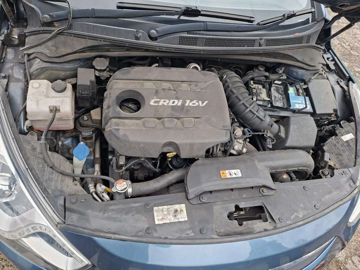 Hyundai i40 по частям