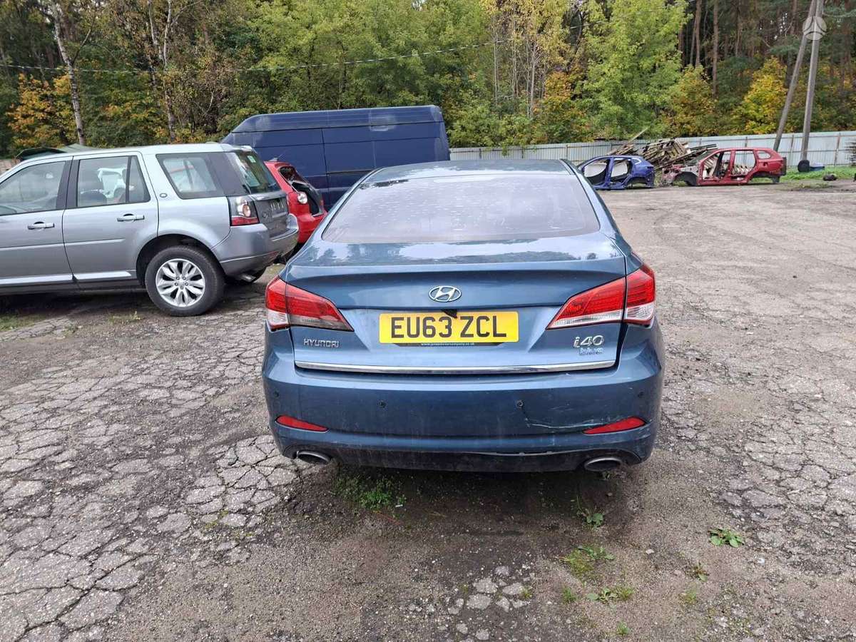 Hyundai i40 по частям
