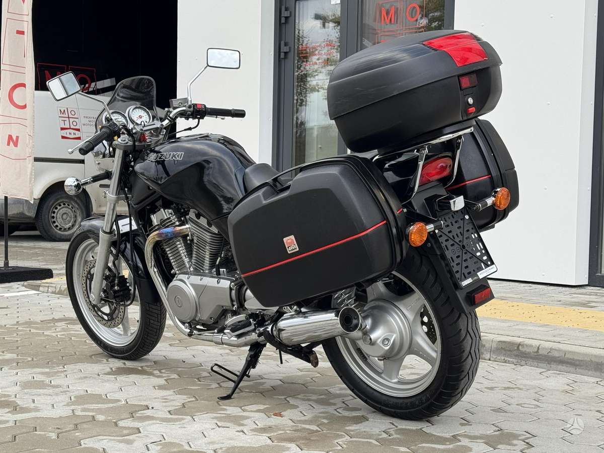 Suzuki VX 800cc, street / classic