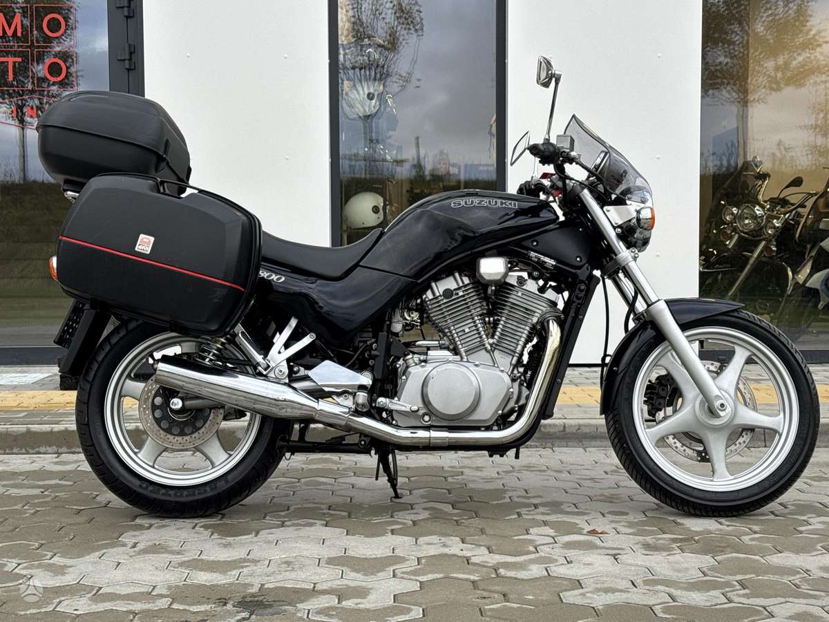Suzuki VX 800cc, street / classic