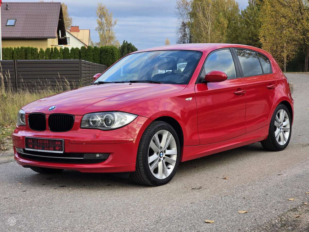 BMW 118, 2.0 l., Хэтчбек