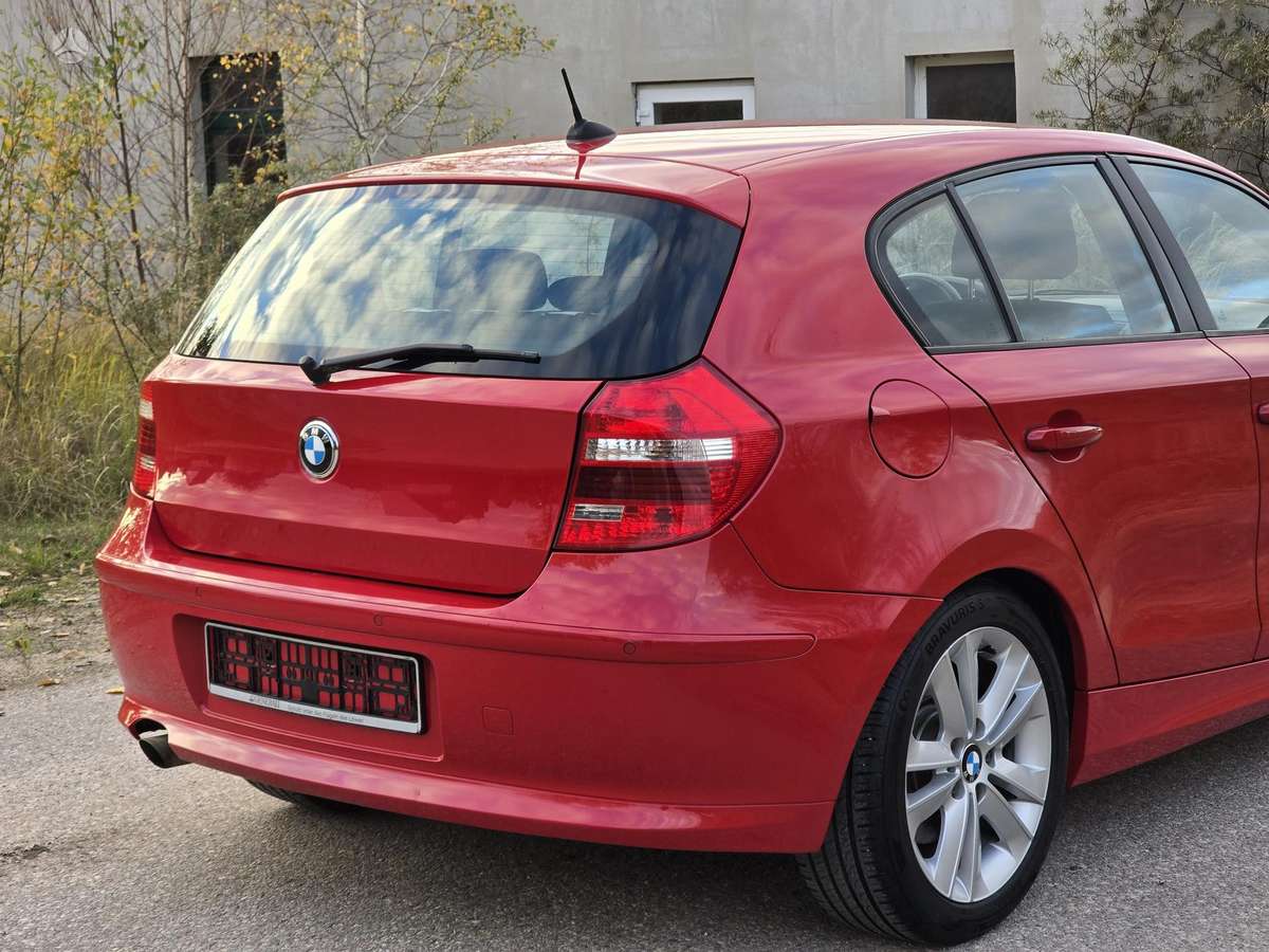 BMW 118, 2.0 l., Хэтчбек