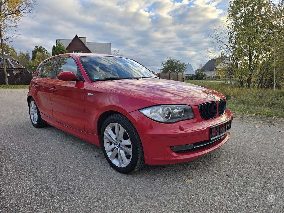 BMW 118, 2.0 l., Хэтчбек