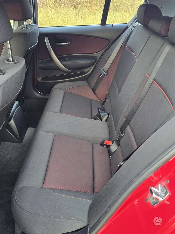 BMW 118, 2.0 l., Хэтчбек