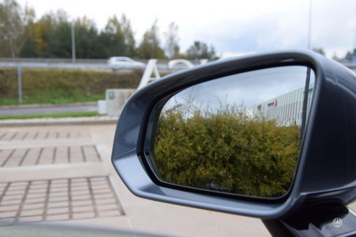Volvo S90, 2.0 l., Седан