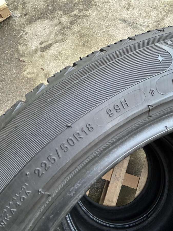 Michelin X-Ice, зимние 225/50 R18