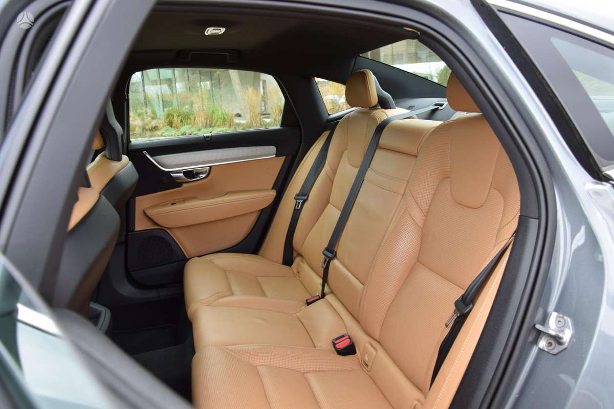 Volvo S90, 2.0 l., Седан
