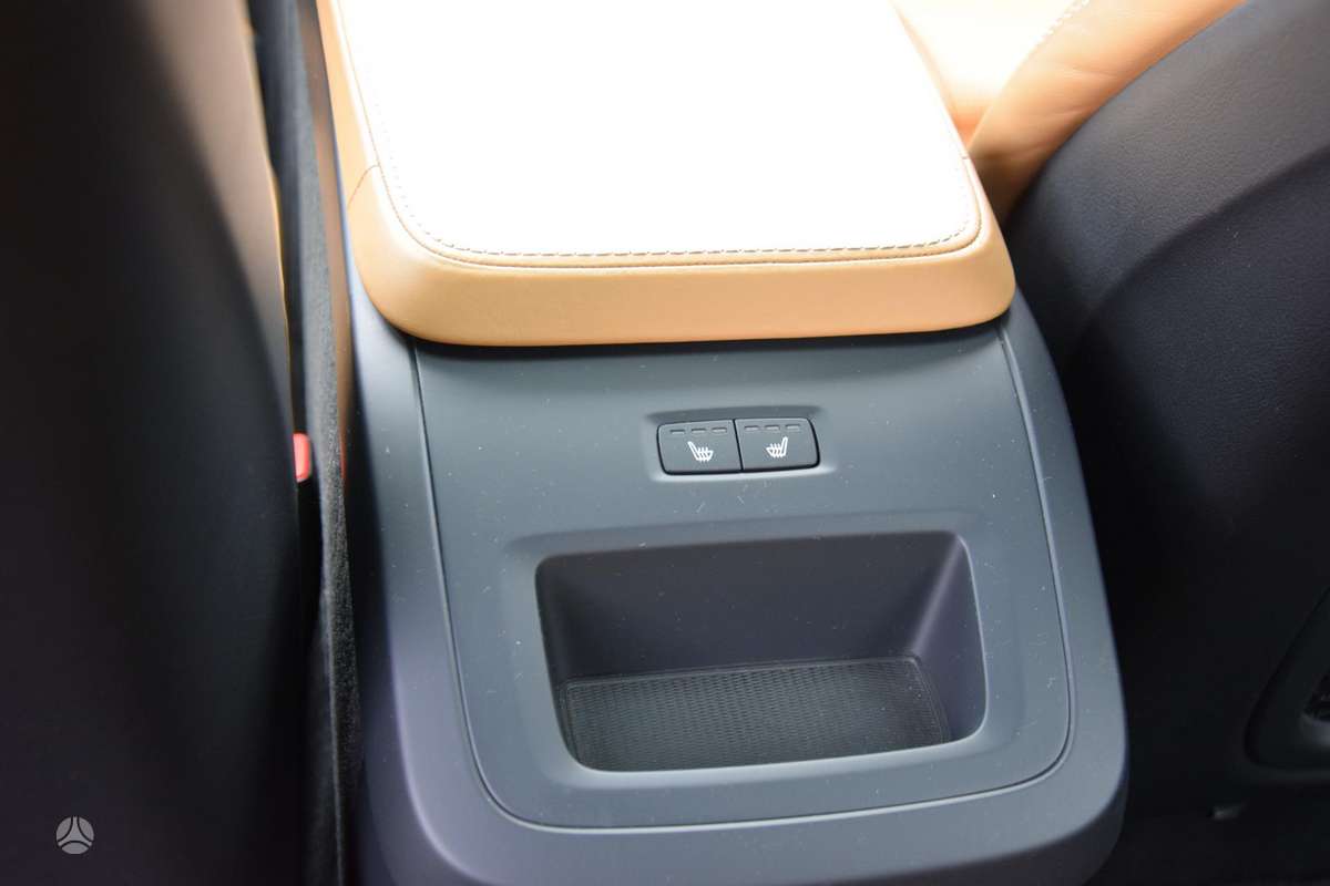 Volvo S90, 2.0 l., Седан