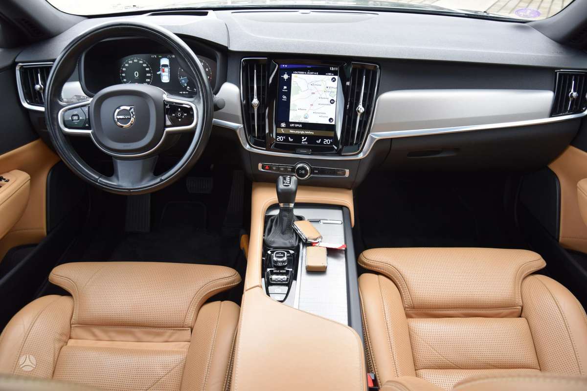 Volvo S90, 2.0 l., Седан