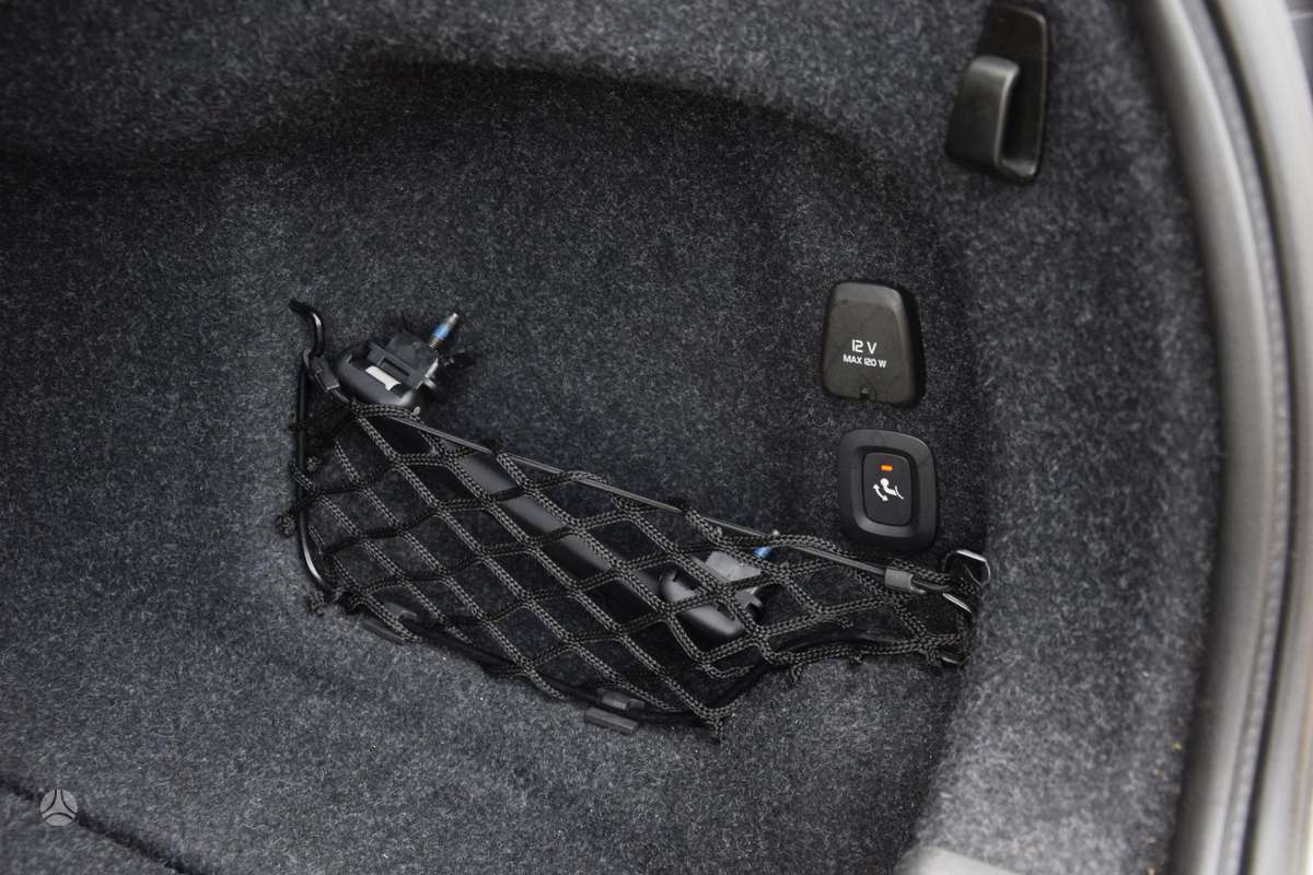 Volvo S90, 2.0 l., Седан