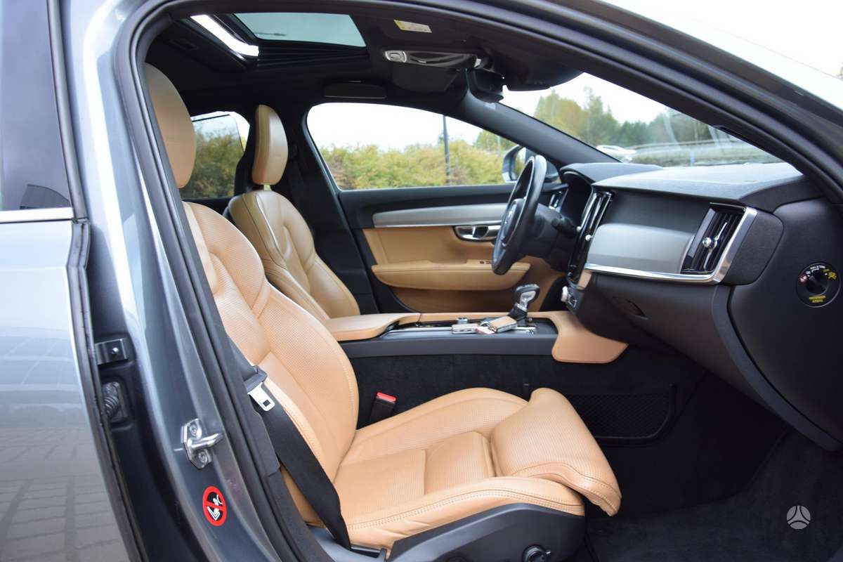 Volvo S90, 2.0 l., Седан
