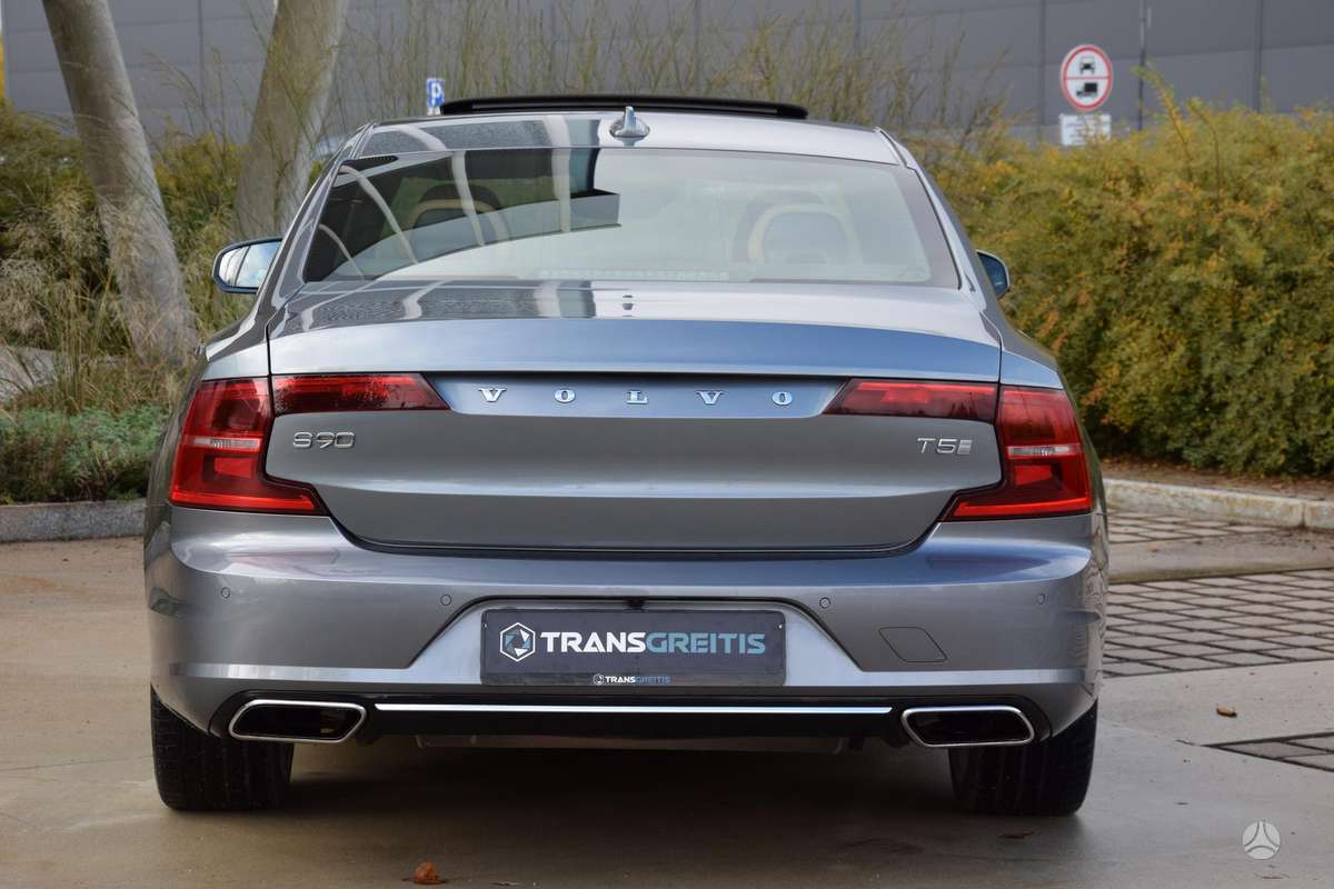 Volvo S90, 2.0 l., Седан