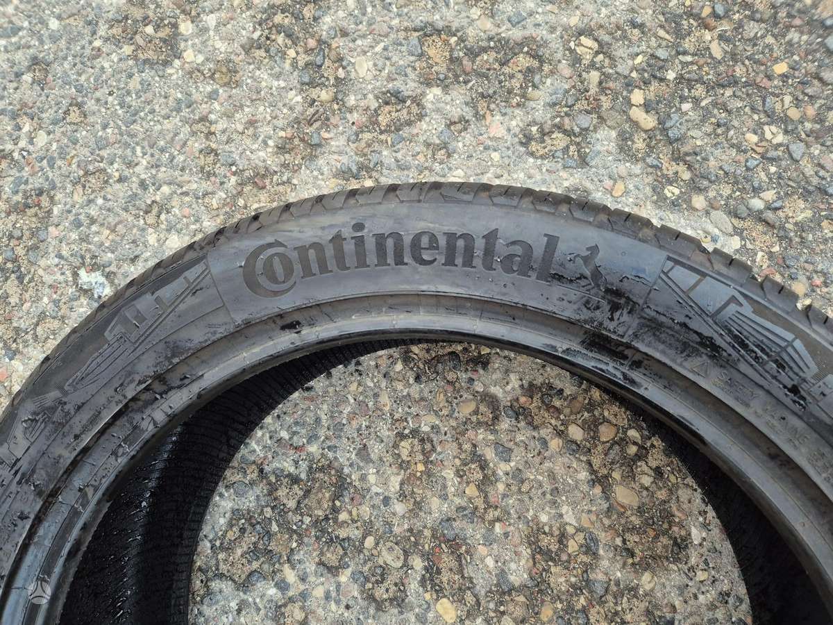 Continental, всесезонные 245/45 R20
