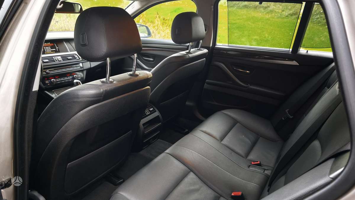 BMW 520, 2.0 l., wagon