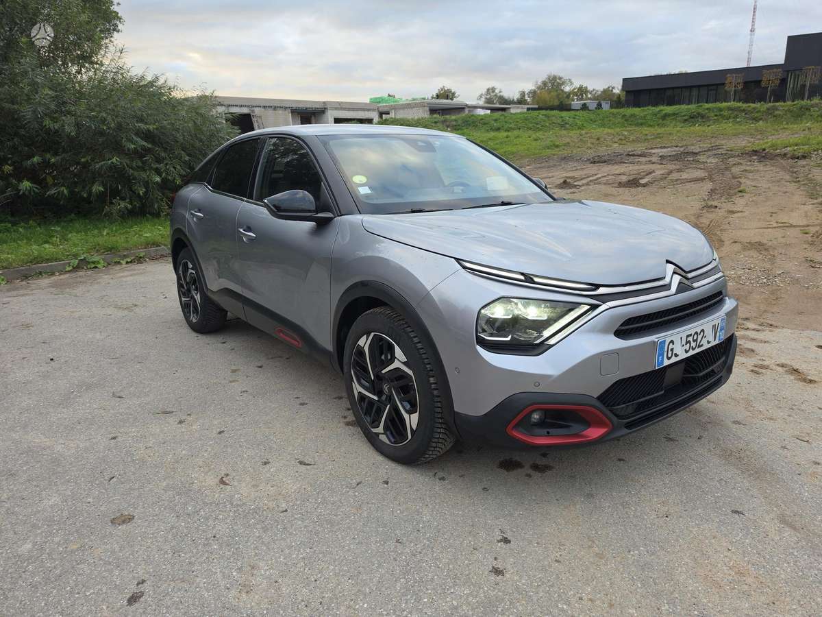 Citroen C4, 1.5 l., Внедорожник / Кроссовер