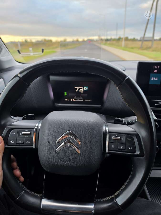 Citroen C4, 1.5 l., Внедорожник / Кроссовер