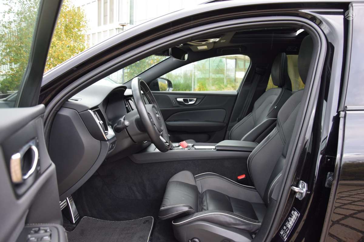 Volvo V60, 2.0 l., Универсал
