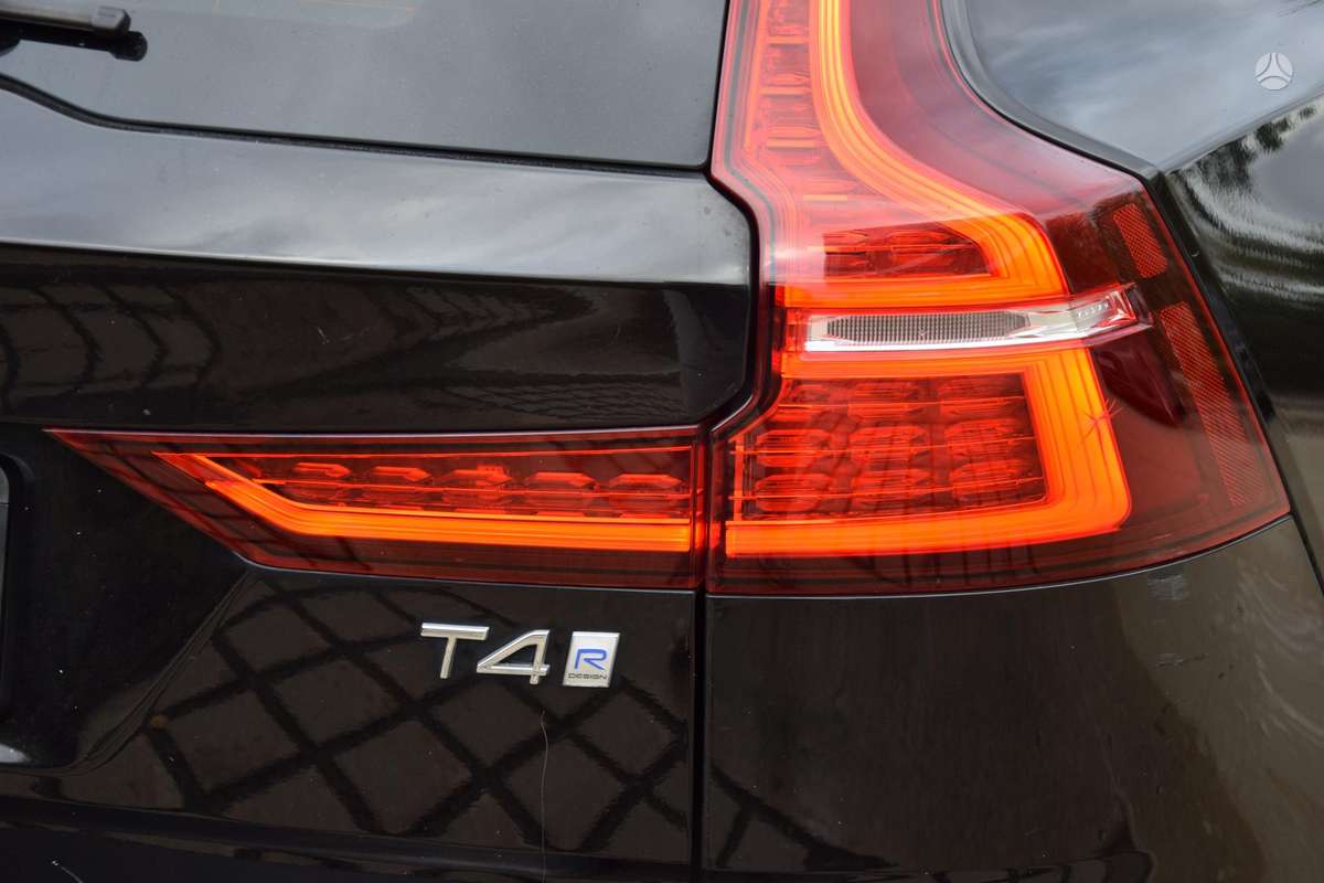 Volvo V60, 2.0 l., Универсал