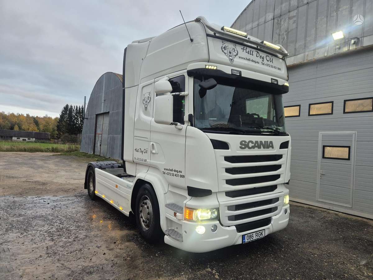 Scania R 450, 2 miegamosios vietos