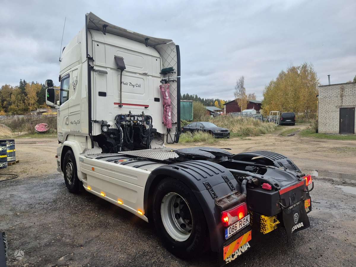 Scania R 450, 2 miegamosios vietos