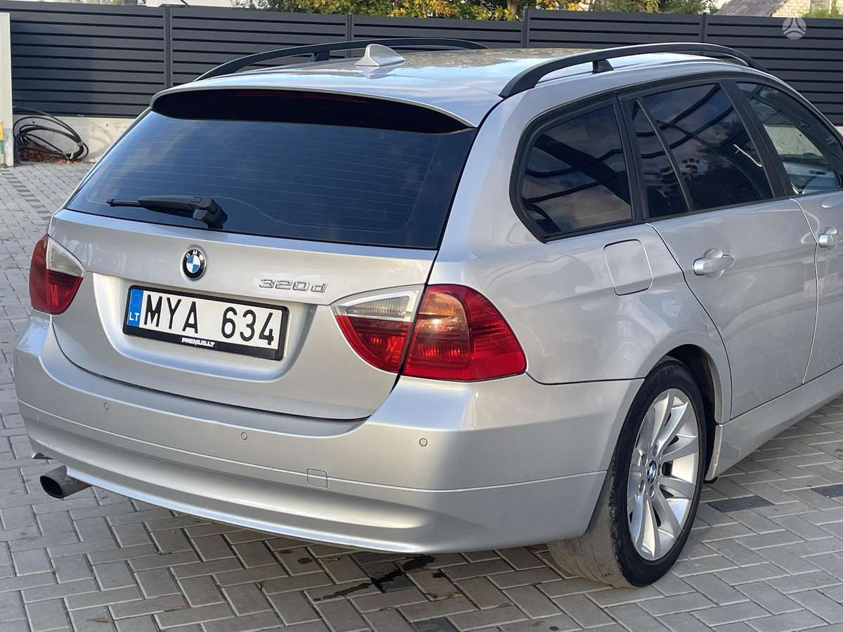 BMW 320, 2.0 l., wagon