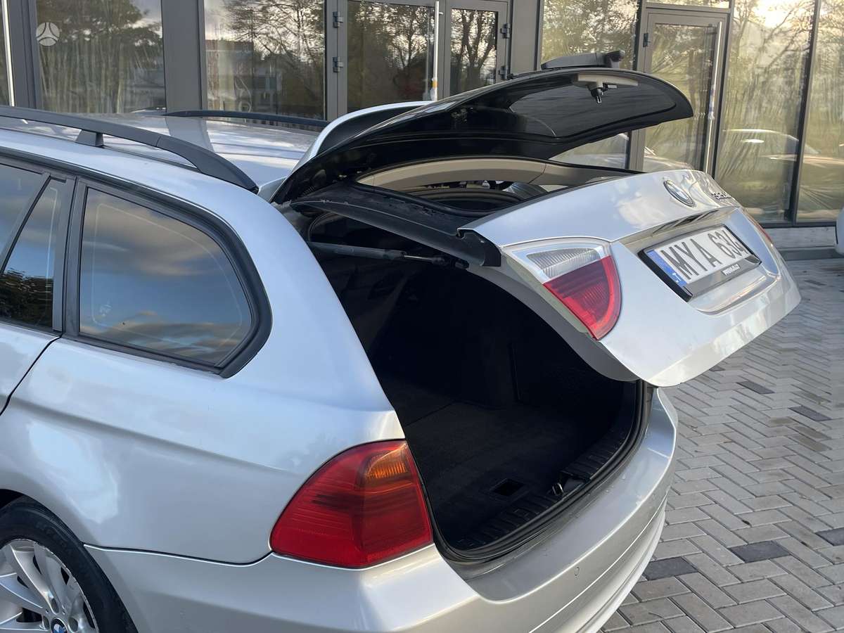 BMW 320, 2.0 l., universalas