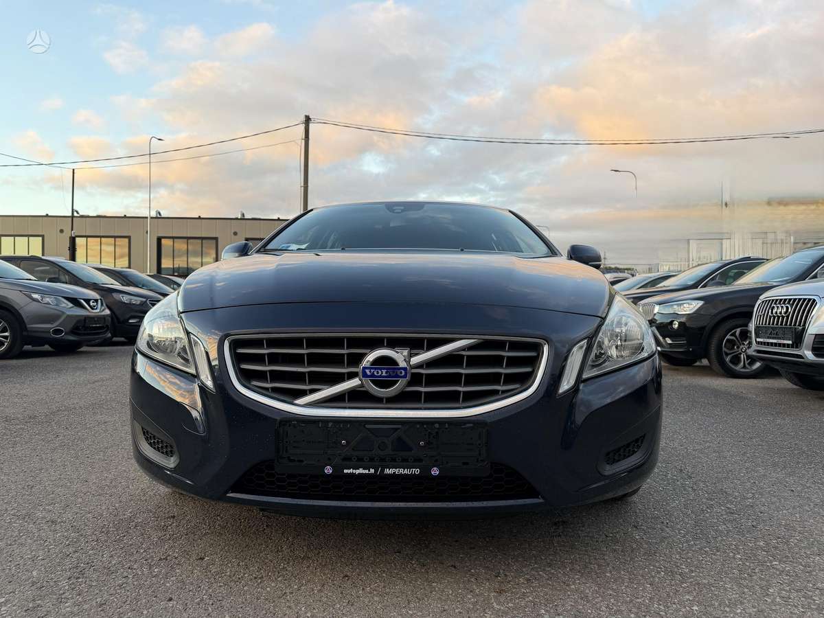 Volvo V60, 2.0 l., Универсал