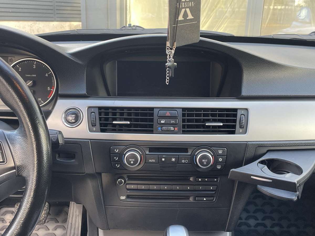 BMW 320, 2.0 l., wagon