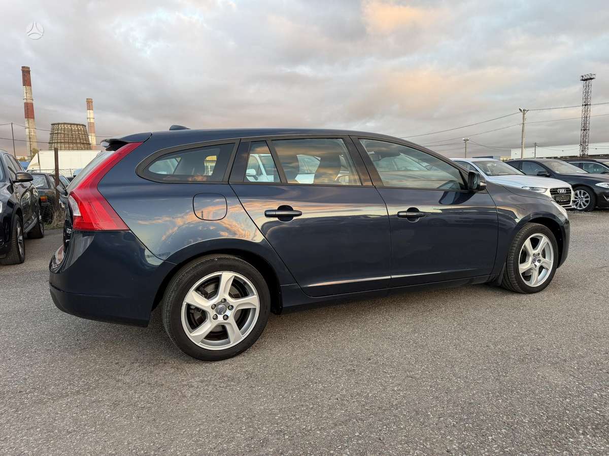 Volvo V60, 2.0 l., Универсал