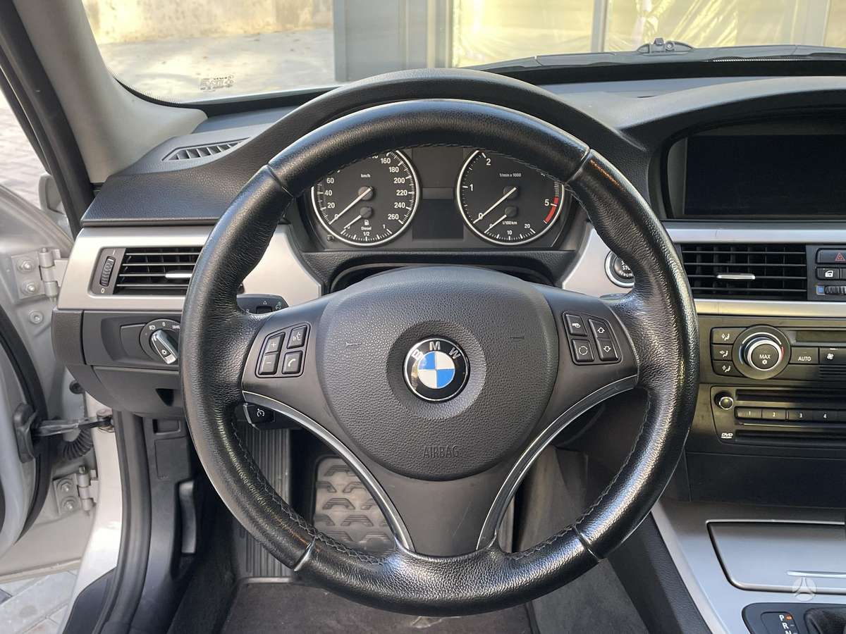 BMW 320, 2.0 l., Универсал