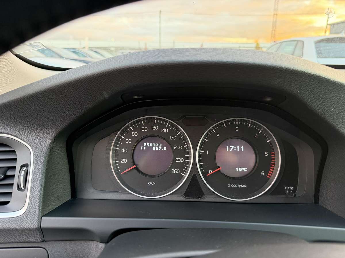 Volvo V60, 2.0 l., Универсал
