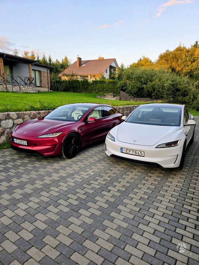 Tesla Model 3, 79 кВт·ч, Хэтчбек