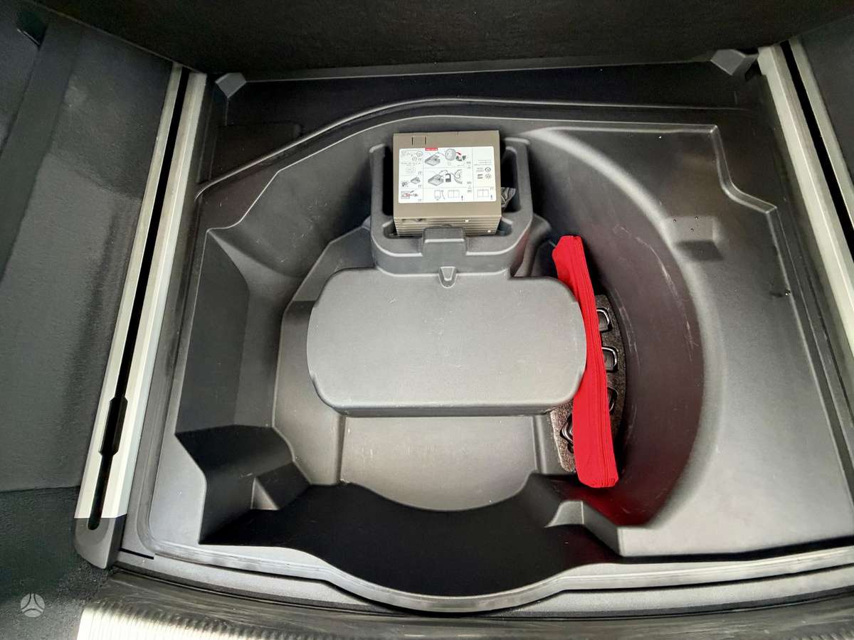Audi A6, 2.0 l., universalas