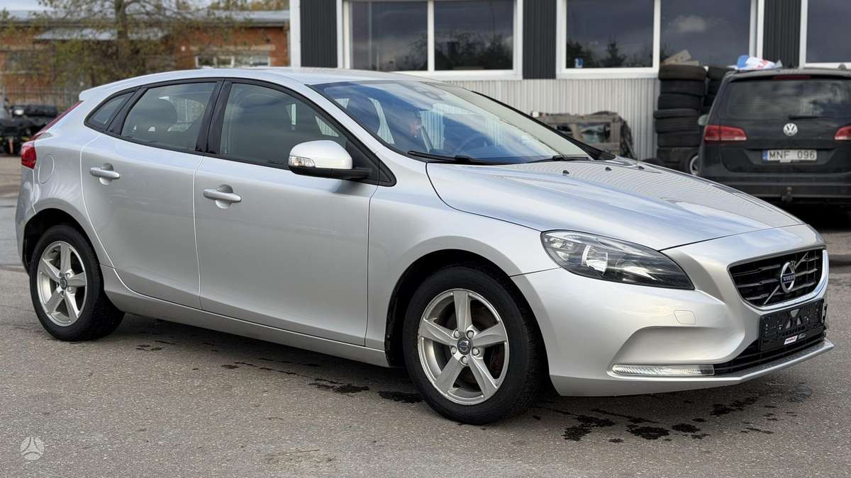 Volvo V40, 2.0 l., Универсал