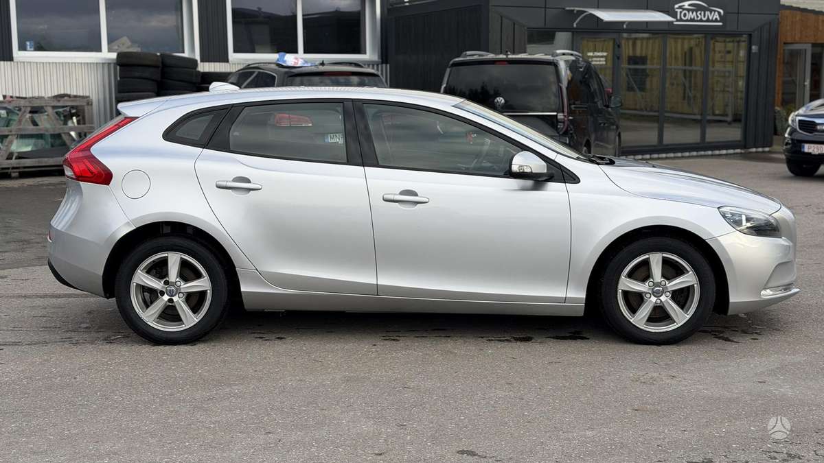 Volvo V40, 2.0 l., Универсал