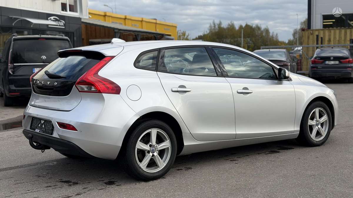 Volvo V40, 2.0 l., Универсал