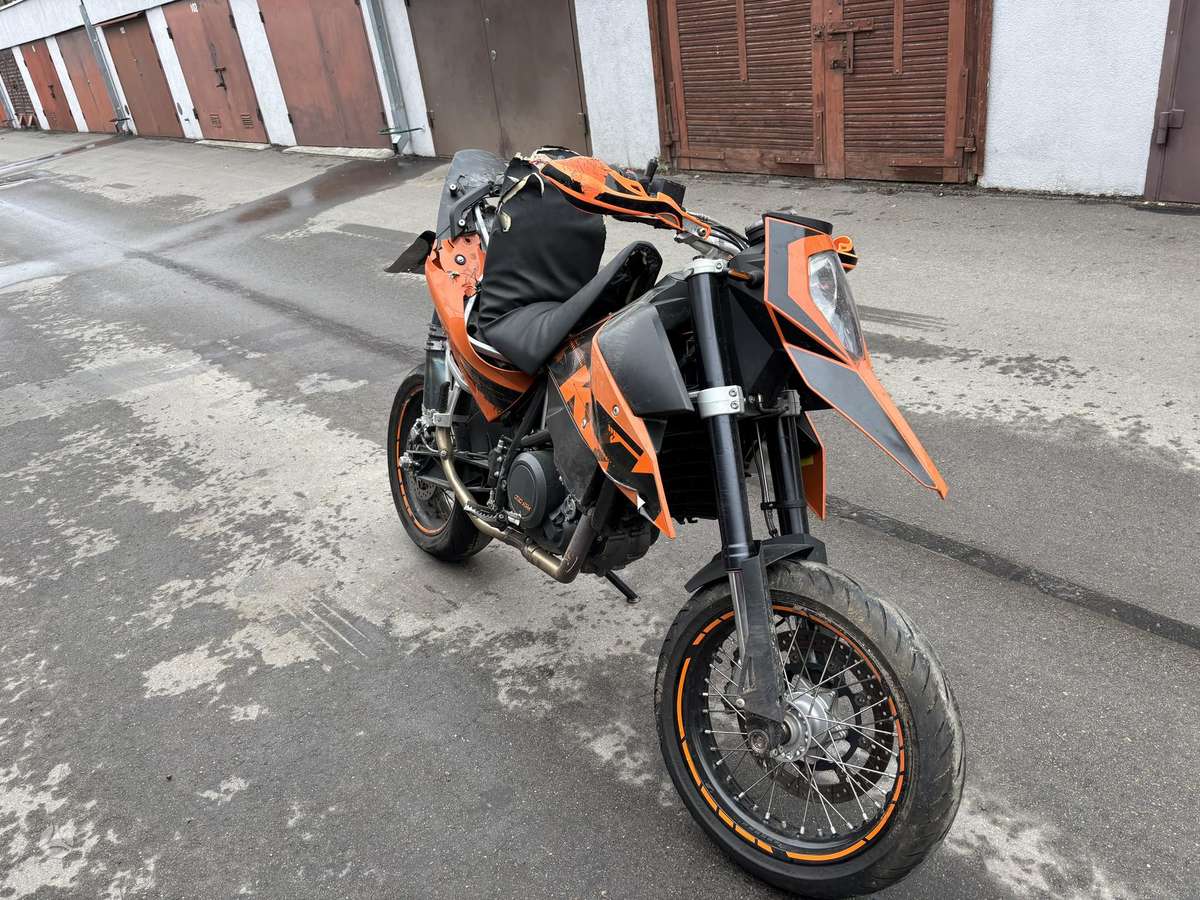 KTM Duke, street / klasikiniai