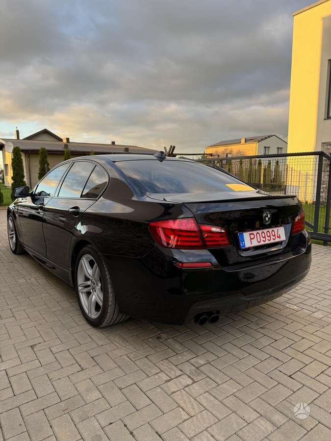 BMW 528, 3.0 l., Седан