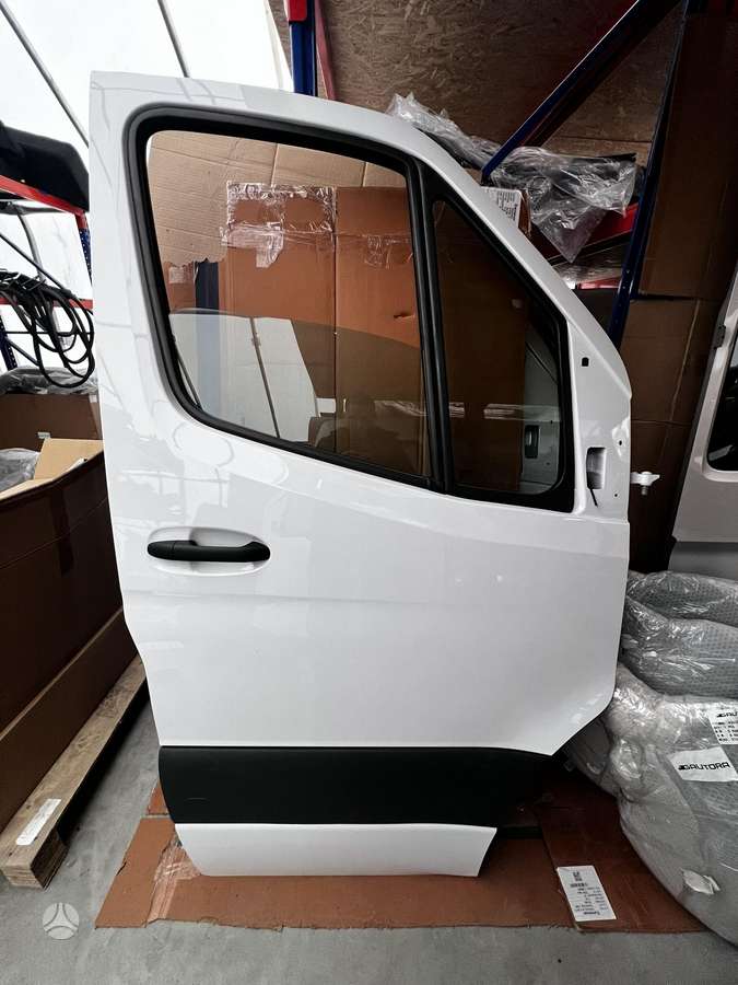 Mercedes-Benz Sprinter doors