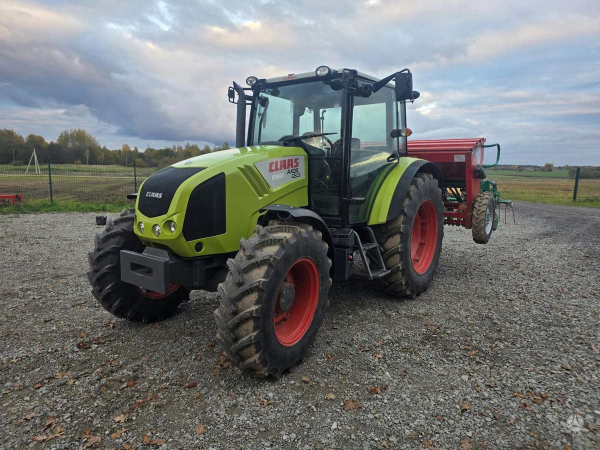 Claas Axos 339, tractors