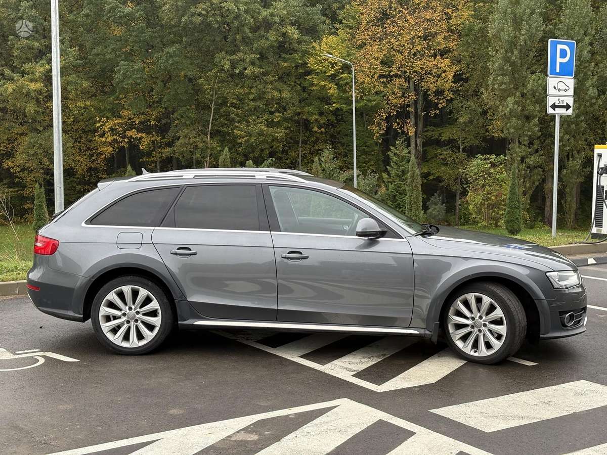 Audi A4 allroad, 2.0 l., Универсал