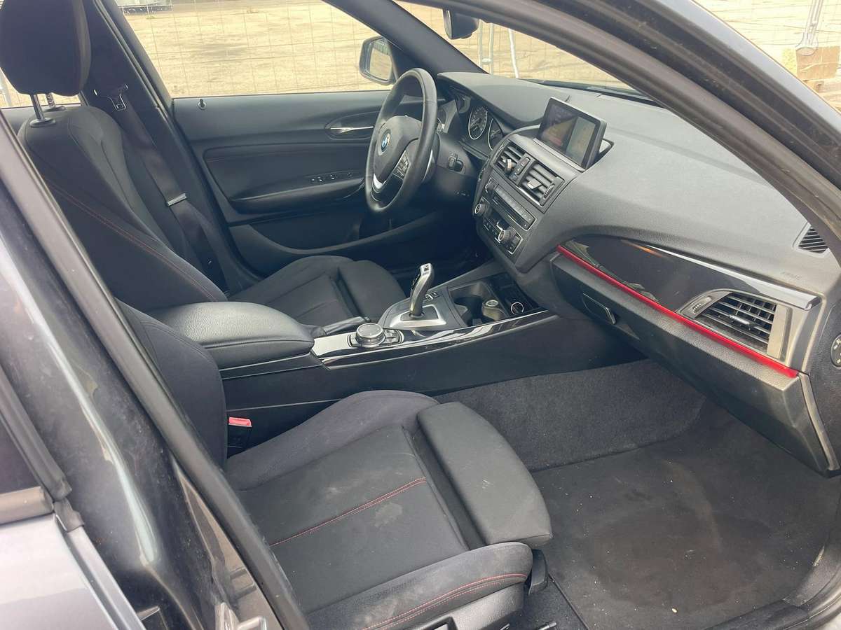 BMW 118, 2.0 l., hatchback