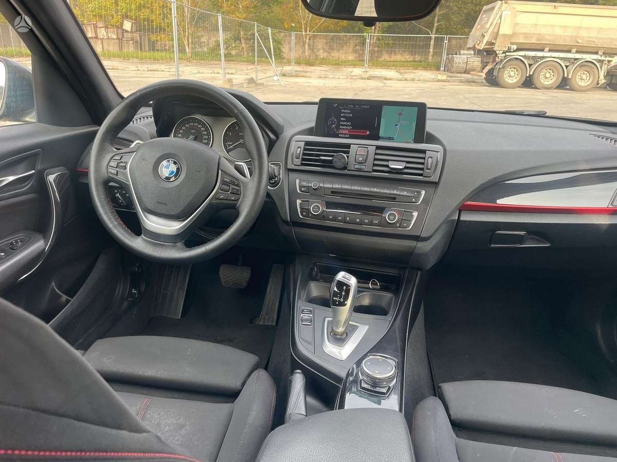 BMW 118, 2.0 l., hatchback