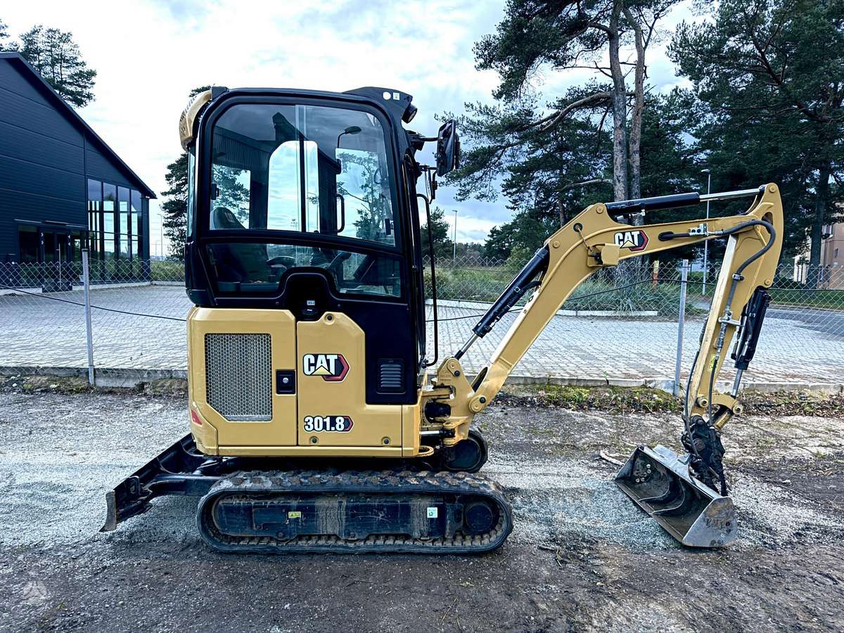 Caterpillar 301.8, mini ekskavatoriai