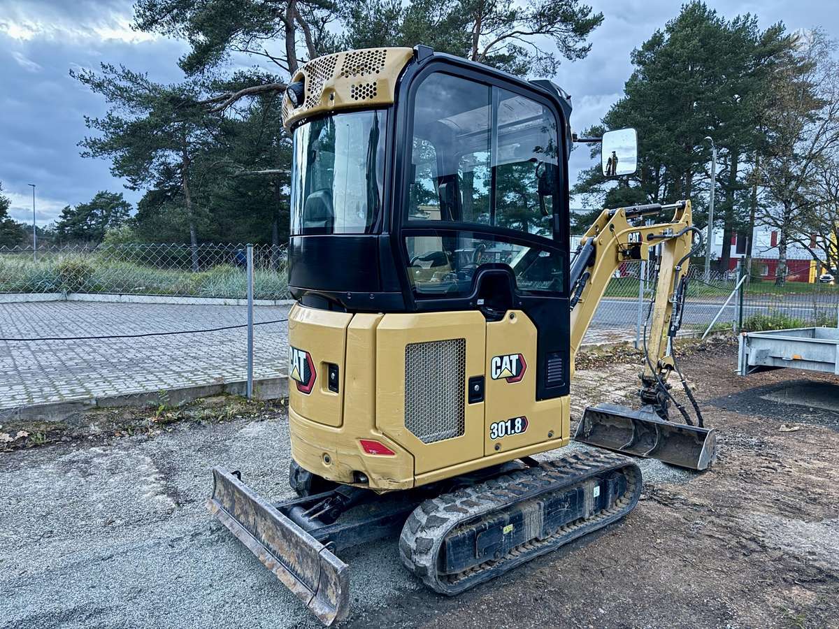 Caterpillar 301.8, mini excavator