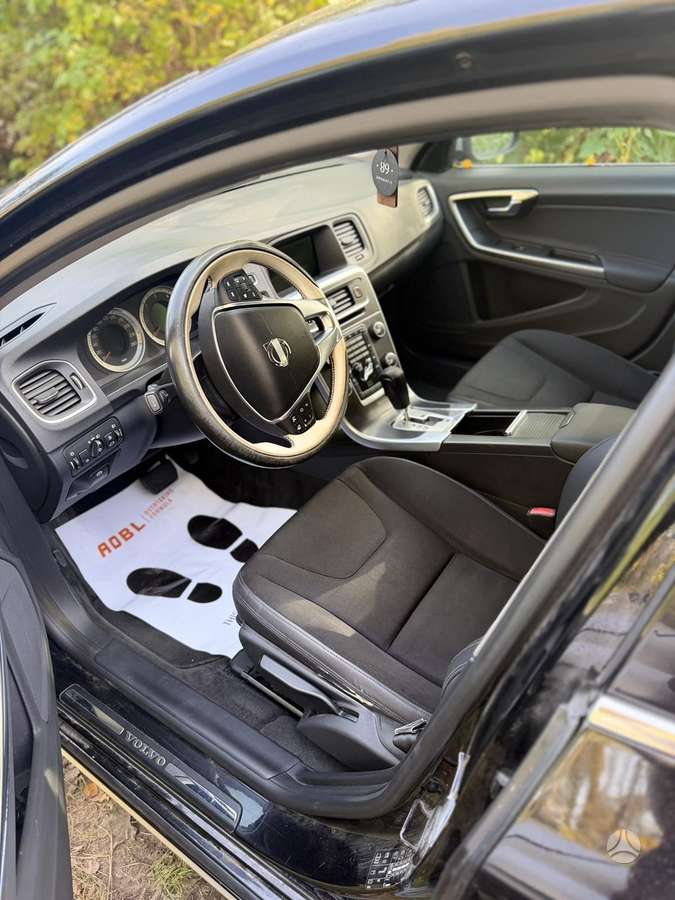 Volvo V60, 2.0 l., wagon